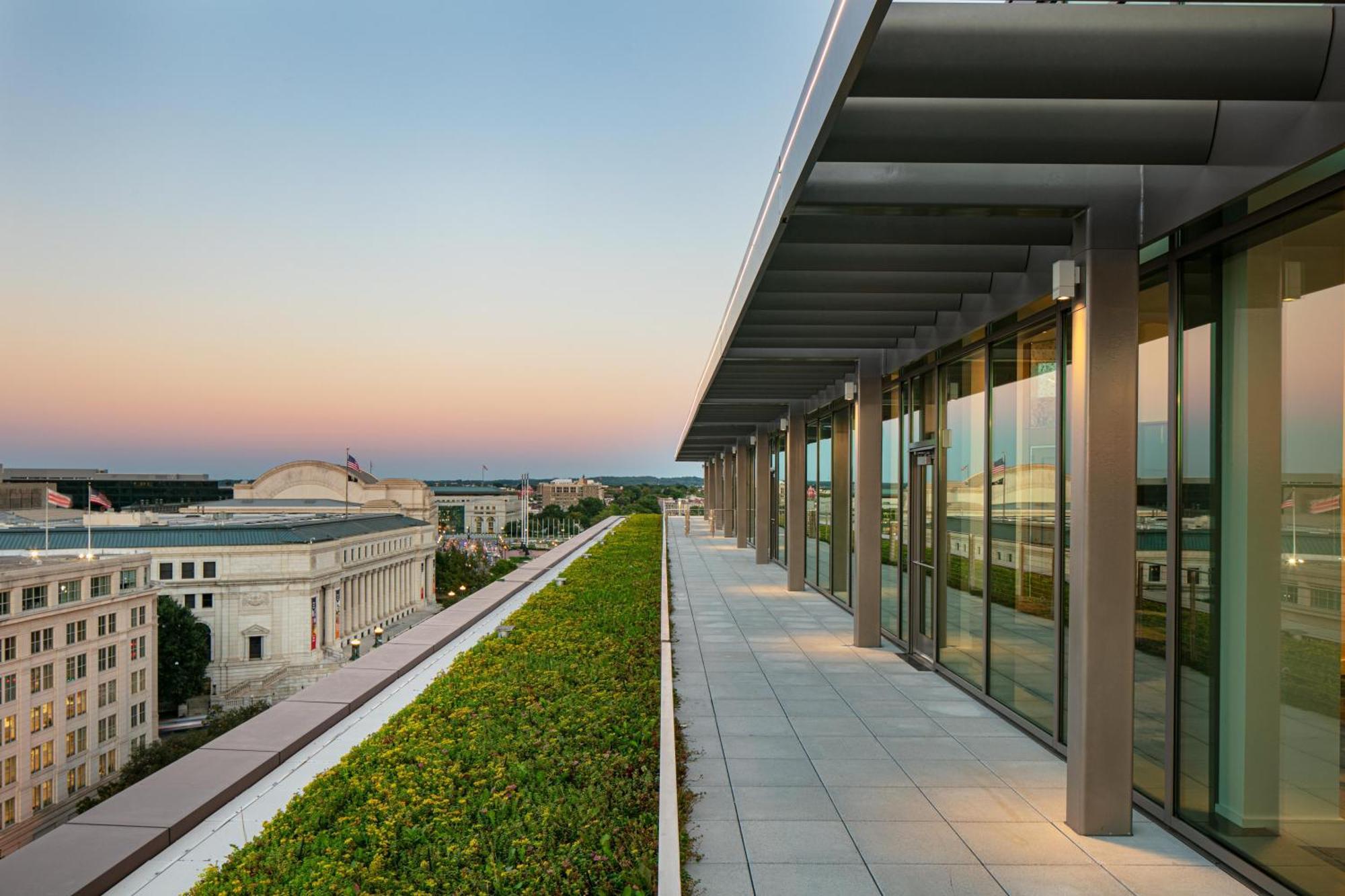 The Royal Sonesta Washington Dc Capitol Hill Hotel Exterior photo